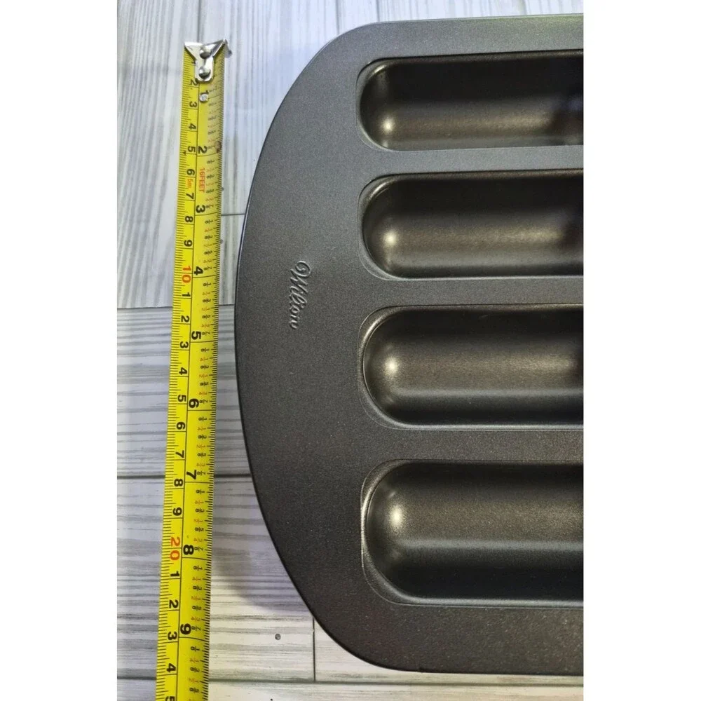 Wilton Mini Cake Twinkie 12 Cavity Molds Carbon Steel Non-Stick Baking Pan Gray